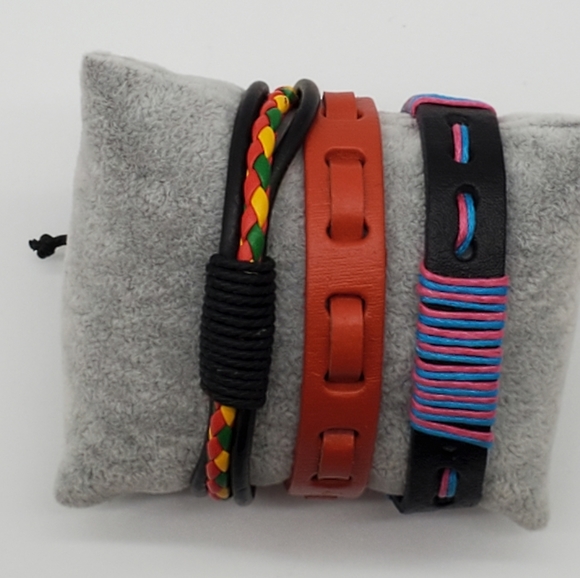 ❤️Unisex Trio of Leather Bracelets - Picture 2 of 4